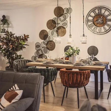 Ferienwohnung Alpenflair / Luxury / 100Qm / Work / Travel / Netflix Penzberg Exterior foto